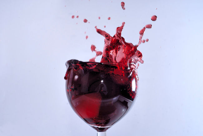 Do you know how many calories are in the splash of your favorite red wine?