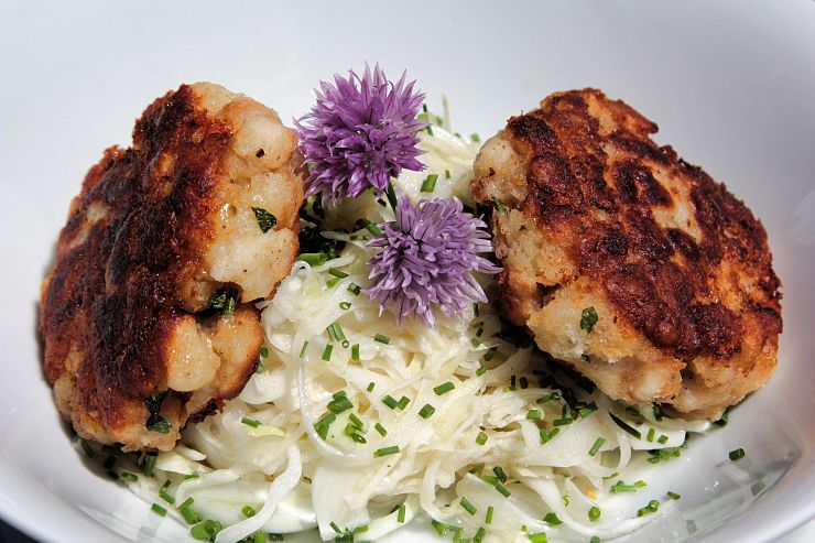 Coleslaw pairs well with hamburgers, fish cakes and most barbecued dishes
