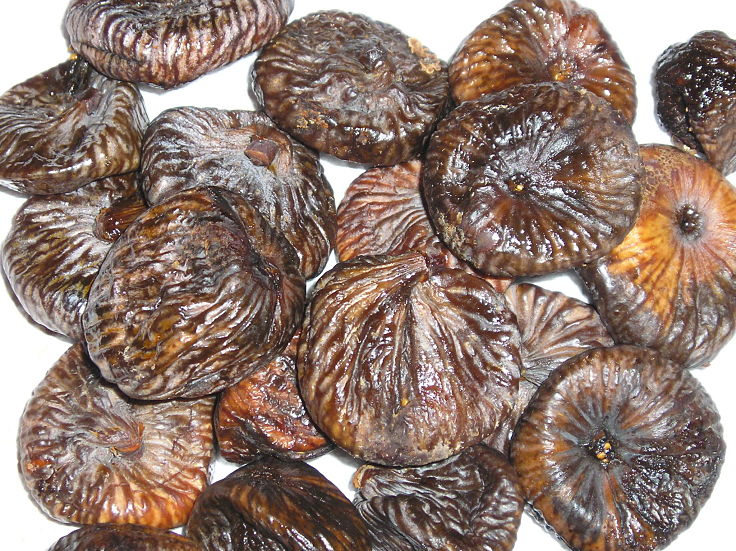 Dried Figs are very sweet, but are rich in fiber and antioxidants. They are great for a snack. See how to use them in many homemade recipes