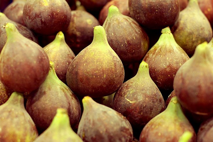 Fresh figs are delightful in season. Check your local farmers market and roadside stalls to get supplies of fresh figs